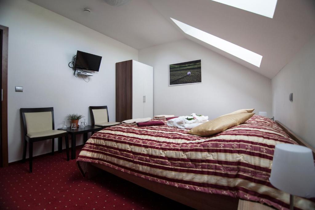 Hotel Krusnohorsky Dvur Cínovec Kamer foto
